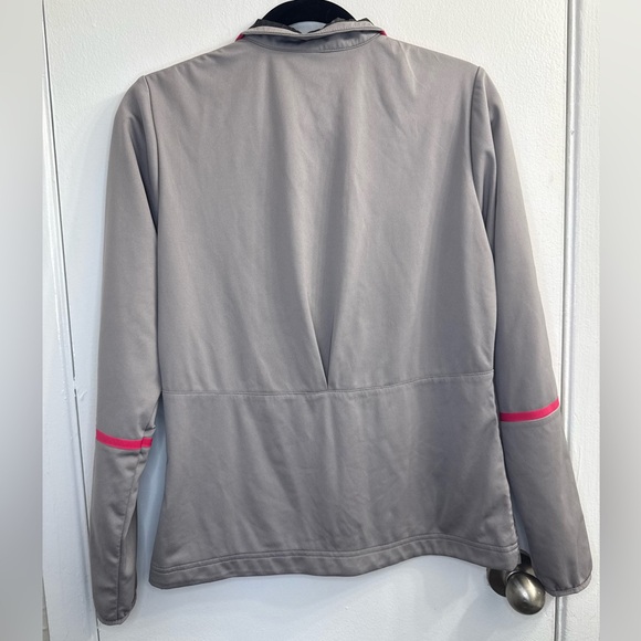 Nike Golf Quarter-Zip Pullover - Picture 4 of 4